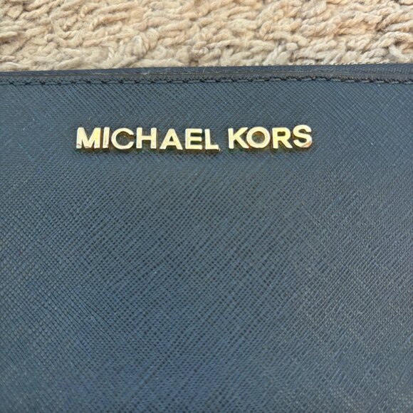 Michael Kors Wallet – Navy Blue – Used - Picture 3 of 5